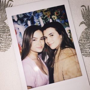 Meet your Posher, Daniella